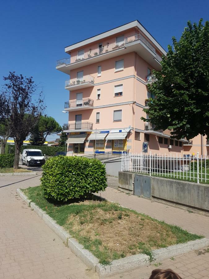 Appartamento Panoramico Nizza Monferrato Exterior photo